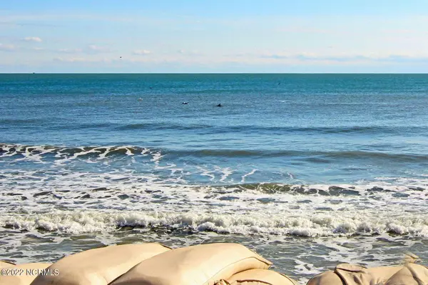 North Topsail Beach, NC 28460,2240 New River Inlet RD #128