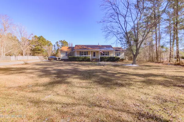 441 Memory LN, Jacksonville, NC 28546