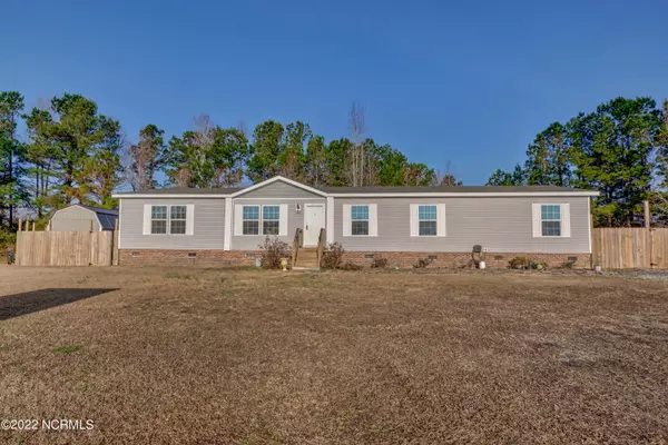 180 Striker CT, Rocky Point, NC 28457