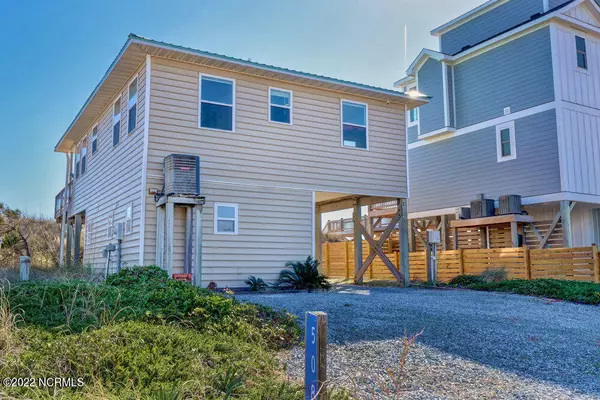 North Topsail Beach, NC 28460,508 Ocean Drive