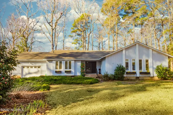 316 Shoreline DR, New Bern, NC 28562