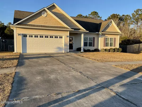 317 Topaz Drive, Jacksonville, NC 28546