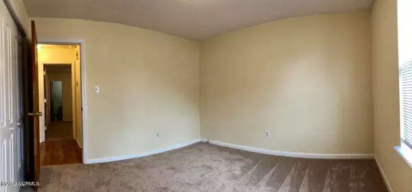Midway Park, NC 28544,2302 Knollwood LN