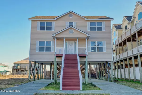 1710 N New River Drive, Surf City, NC 28445