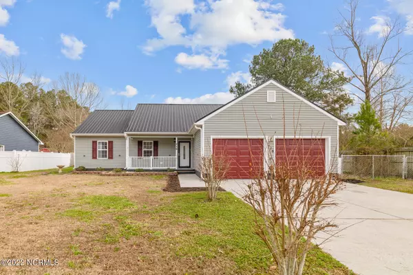 715 Stonewall Avenue, Jacksonville, NC 28540