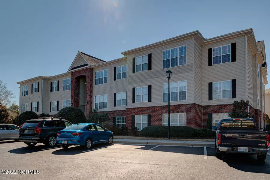 2808 Bloomfield LN #Unit 204, Wilmington, NC 28412