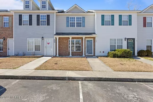 907 Timberlake TRL, Jacksonville, NC 28546