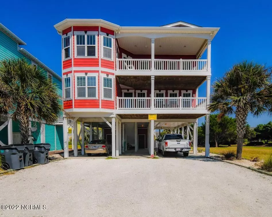 Holden Beach, NC 28462,1056 Ocean BLVD W