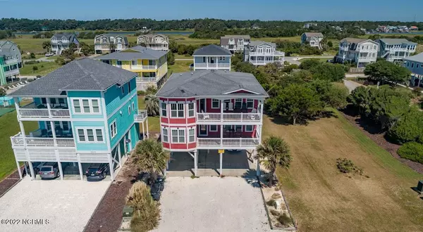 Holden Beach, NC 28462,1056 Ocean Boulevard W