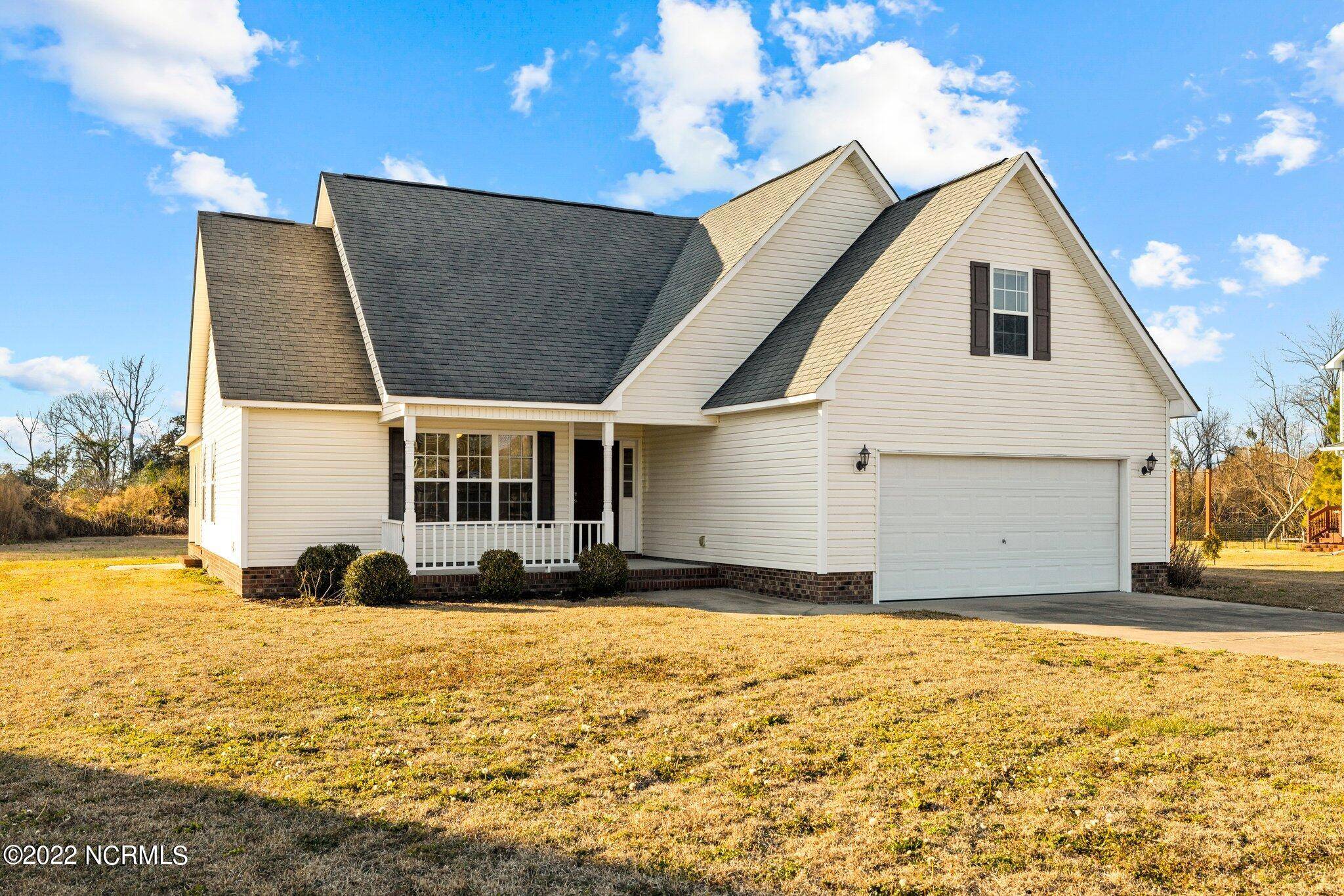 209 Stella Bridgeway DR, Stella, NC 28582