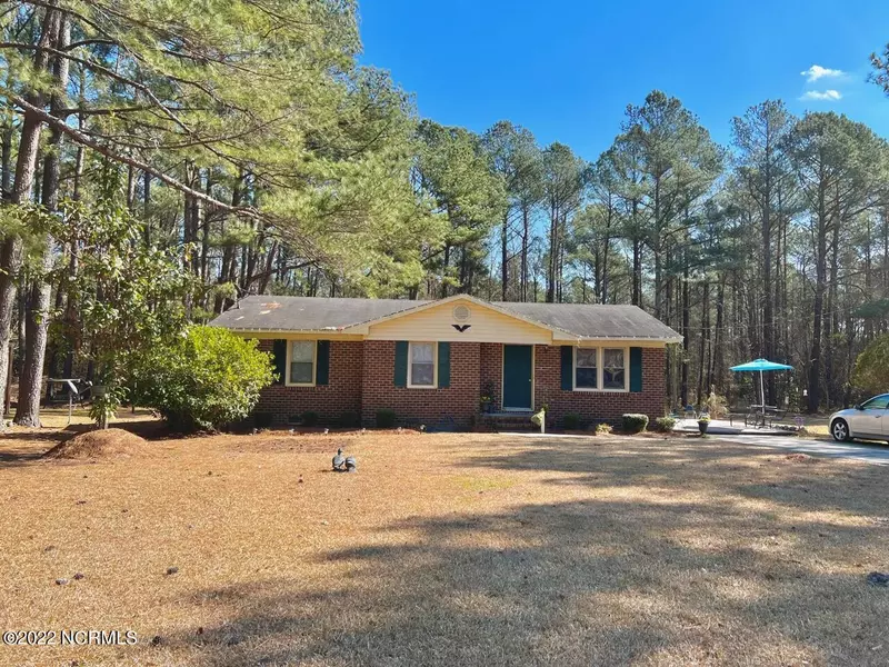 212 Circle DR, Snow Hill, NC 28580