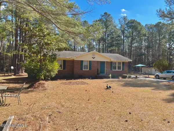 Snow Hill, NC 28580,212 Circle DR