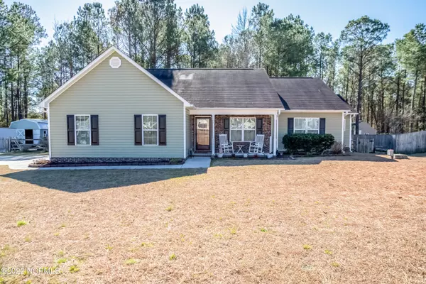 114 Sparkling Brook Way, Jacksonville, NC 28546