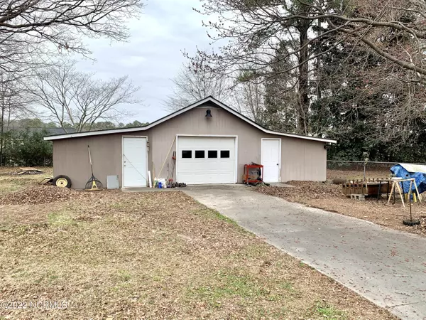 Kinston, NC 28504,2682 Forrest DR