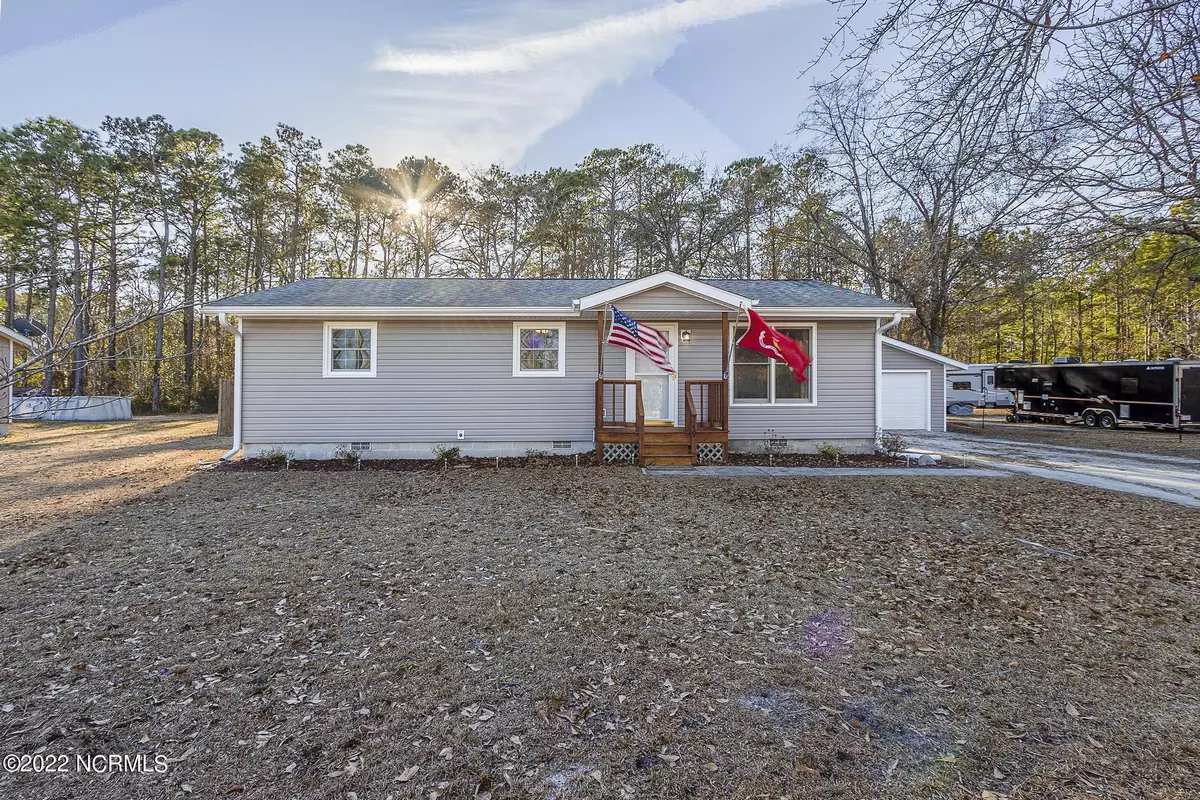 Hubert, NC 28539,149 Wildcat Pond RD