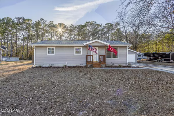 149 Wildcat Pond RD, Hubert, NC 28539