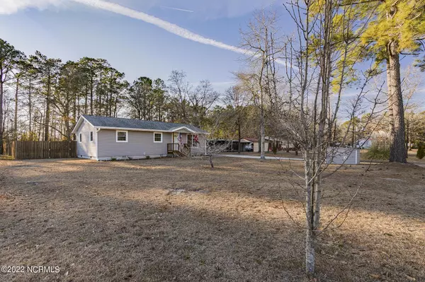 Hubert, NC 28539,149 Wildcat Pond RD