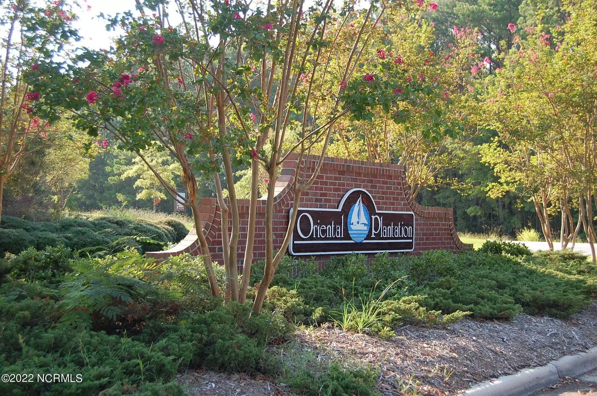 Oriental, NC 28571,40 Shoreline Court