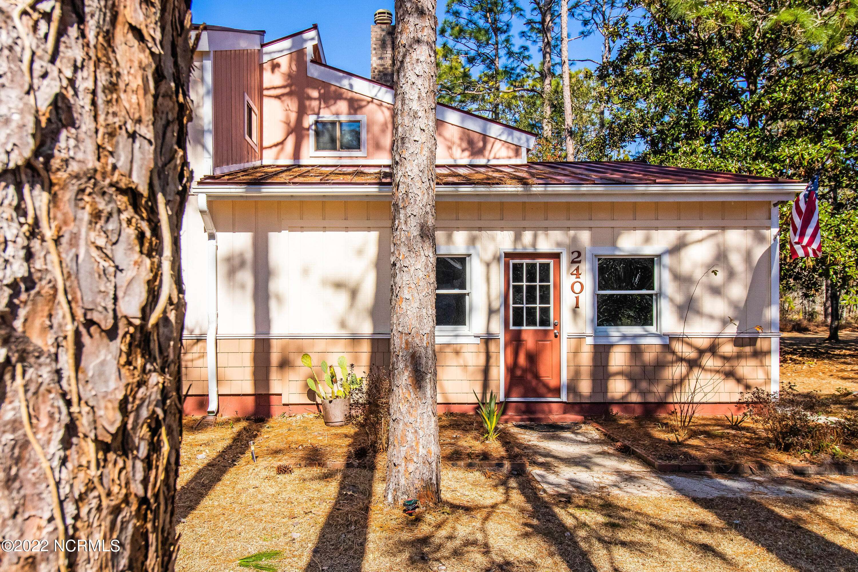 Southport, NC 28461,2401 E Boiling Spring RD