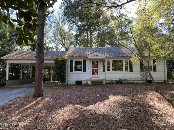 545 N Leak ST, Southern Pines, NC 28387