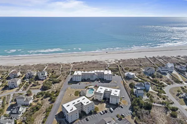 10300 Coast Guard RD #306c, Emerald Isle, NC 28594