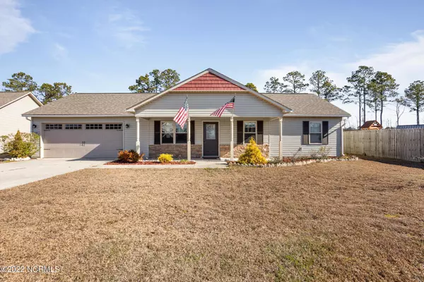 518 Deep Inlet Drive, Sneads Ferry, NC 28460