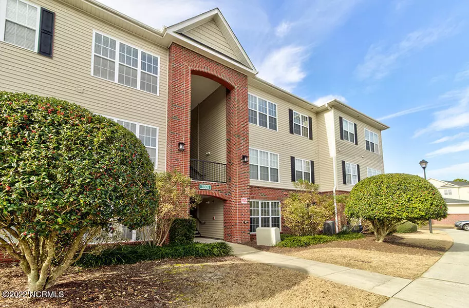 2808 Bloomfield LN #202, Wilmington, NC 28412