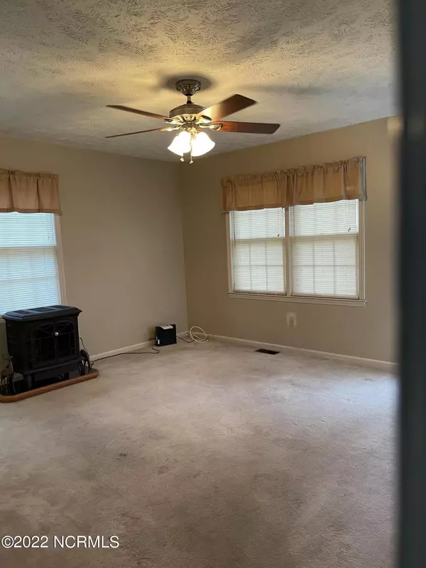 Cordova, NC 28330,124 Church ST