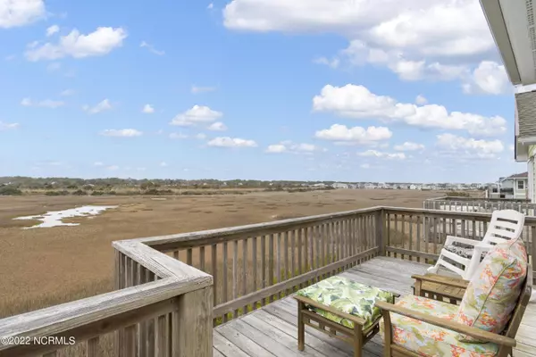 Holden Beach, NC 28462,652 Ocean BLVD W