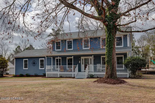 Hampstead, NC 28443,206 Moores Landing Court