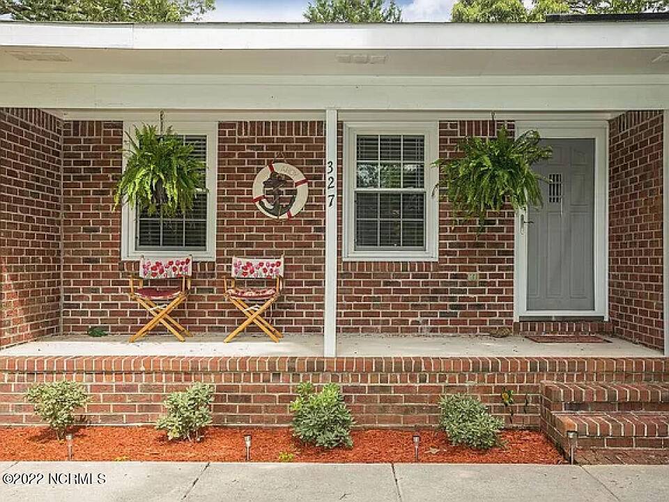 Sneads Ferry, NC 28460,327 New Grants CIR