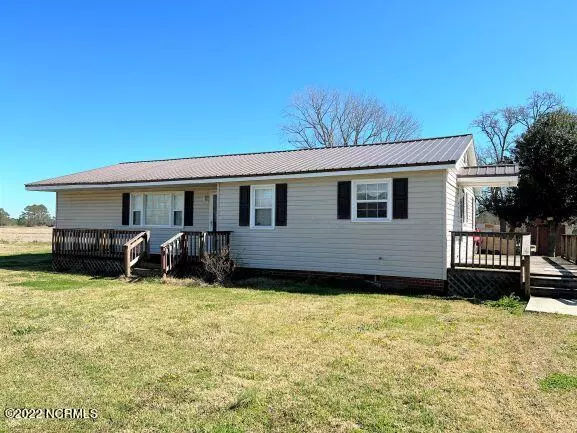 1051 Wellstown RD, Teachey, NC 28464