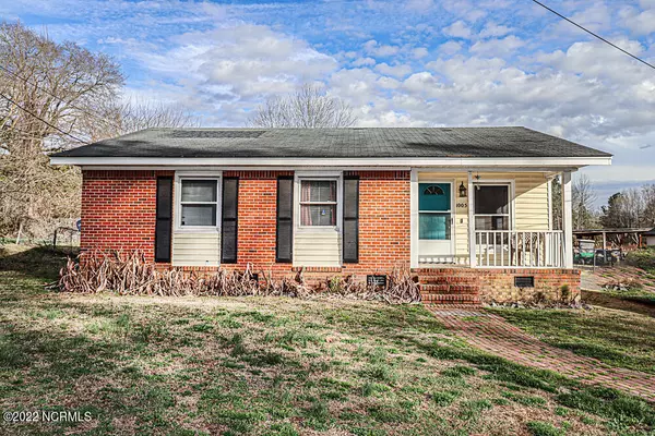 1005 S Alston ST, Nashville, NC 27856