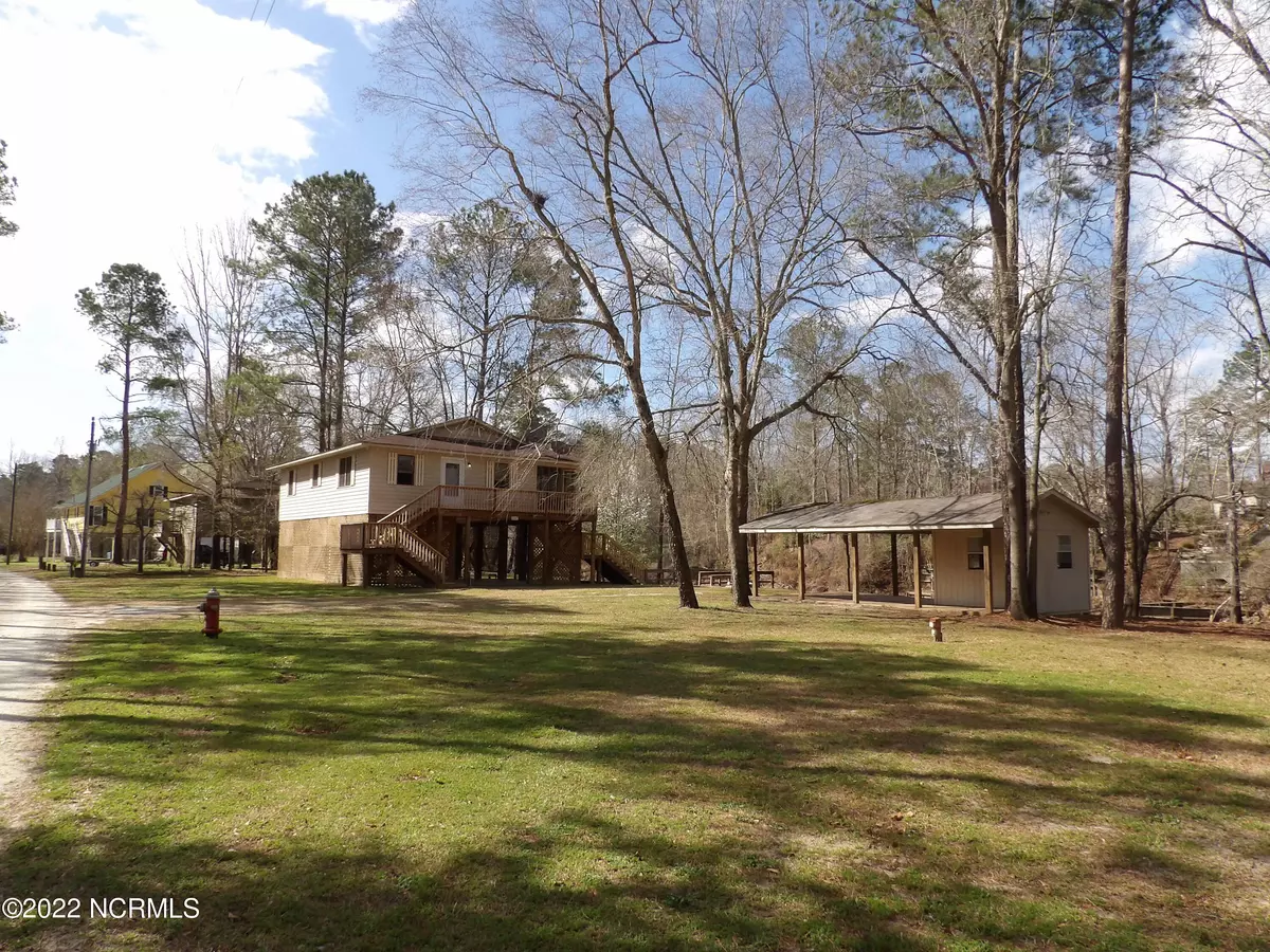 Burgaw, NC 28425,1161 River Bend Drive