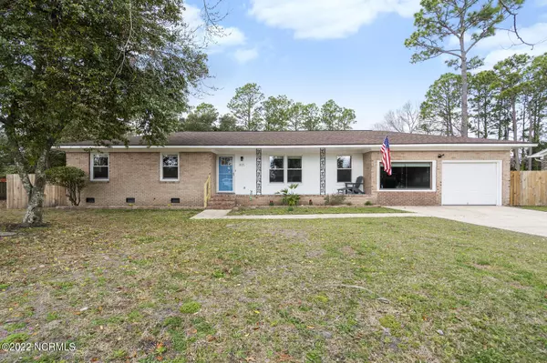 805 Kings Grant Road, Wilmington, NC 28405