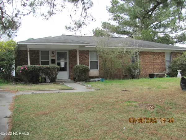 1105 N 30th Street, Wilmington, NC 28405