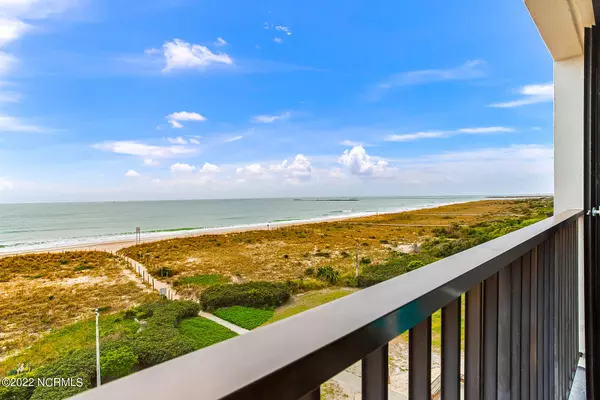 Wrightsville Beach, NC 28480,711 S Lumina Avenue #403