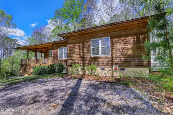 Pollocksville, NC 28573,312 Forest Glen Lane