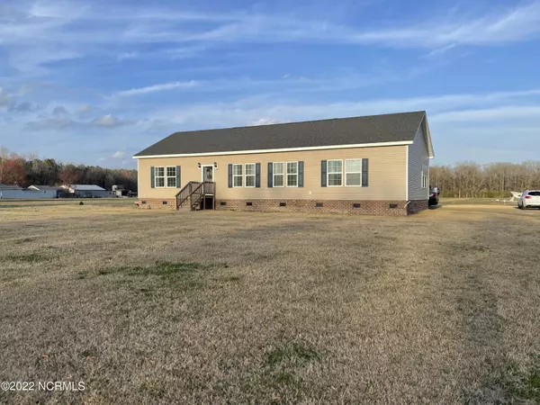 2281 Chandler RD, Vanceboro, NC 28586