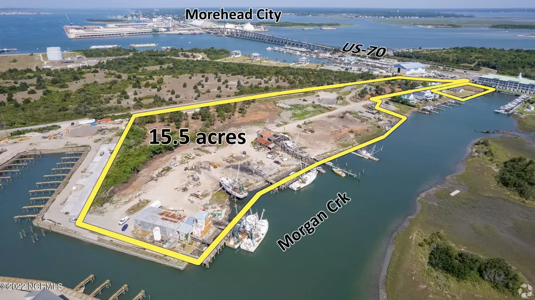 201 Marine DR, Morehead City, NC 28557