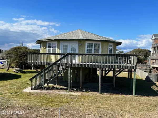 3041 Island DR, North Topsail Beach, NC 28460