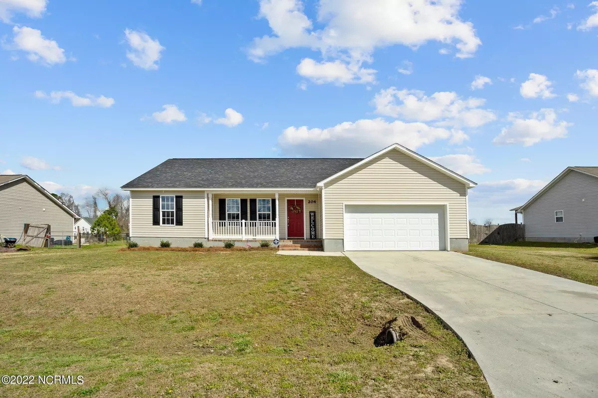 Richlands, NC 28574,204 High Meadow Court