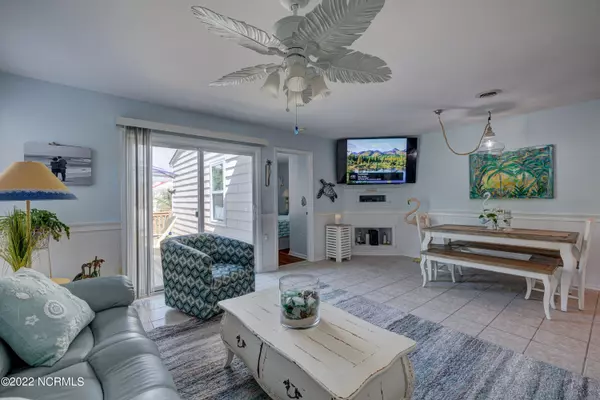 North Topsail Beach, NC 28460,307 Bay CIR