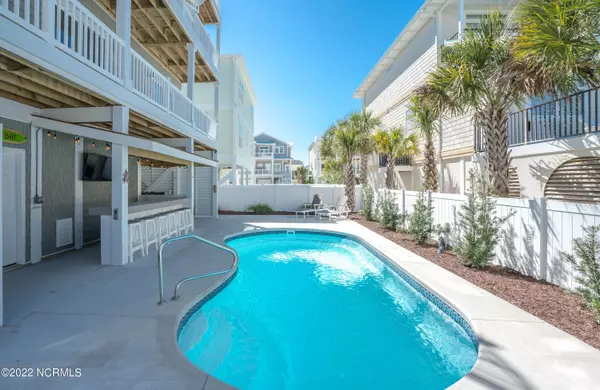 Ocean Isle Beach, NC 28469,98 W Second ST