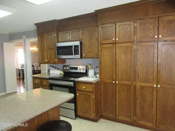 Laurinburg, NC 28352,12401 Angus DR