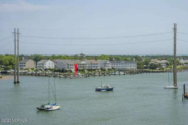 Beaufort, NC 28516,0 Gallants Landing Marina #11