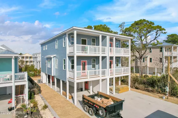 Kure Beach, NC 28449,217 N Third Avenue #2