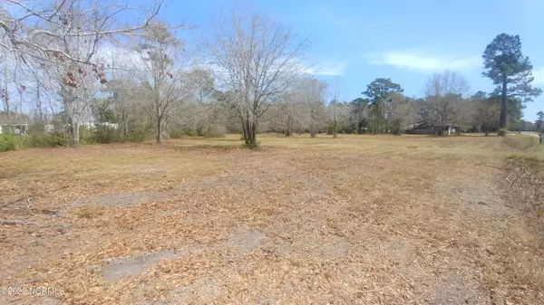 Holly Ridge, NC 28445,5 Hardison RD