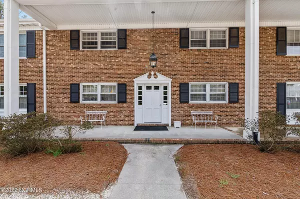 Southern Pines, NC 28387,333 Driftwood Circle