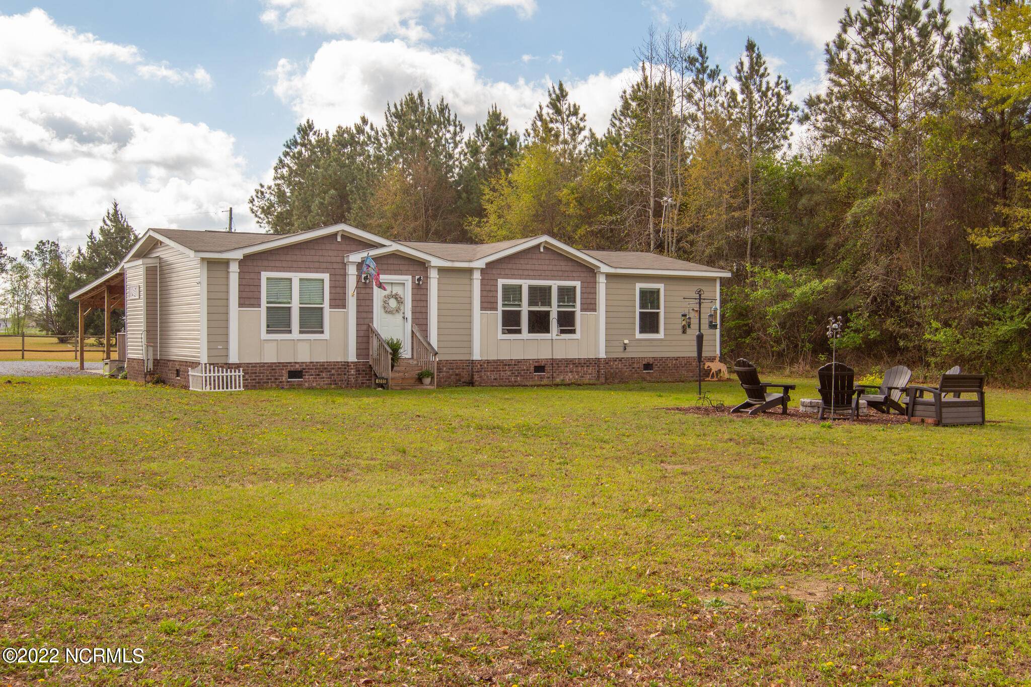 4385 Norline DR, La Grange, NC 28551
